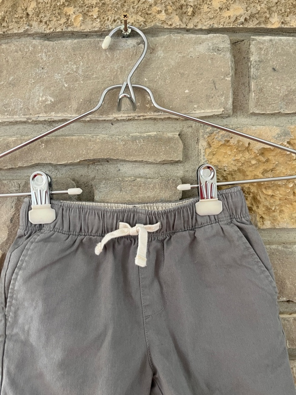 Crewcuts Gray Elastic Waist Drawstring Shorts with Pockets Boys Size 5 - Picture 3 of 12